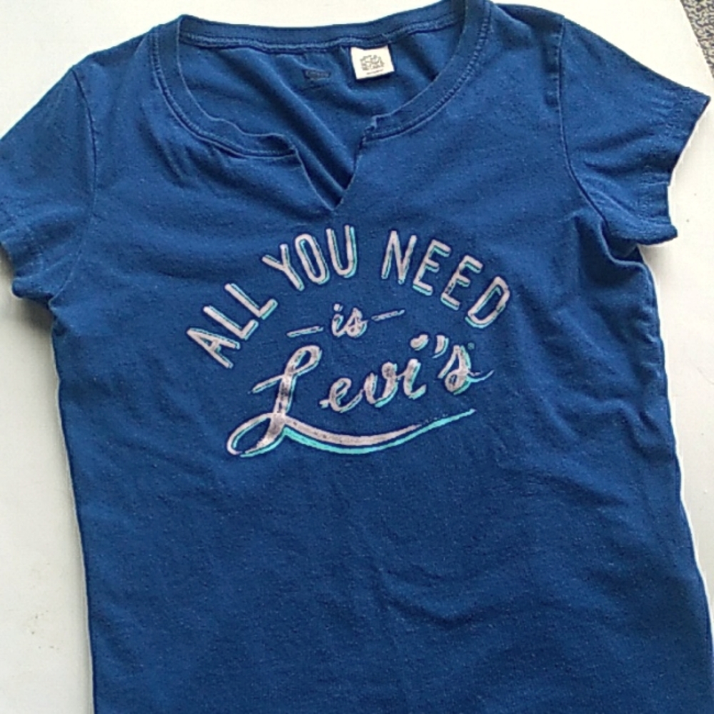 Levi’s blue T Shirt